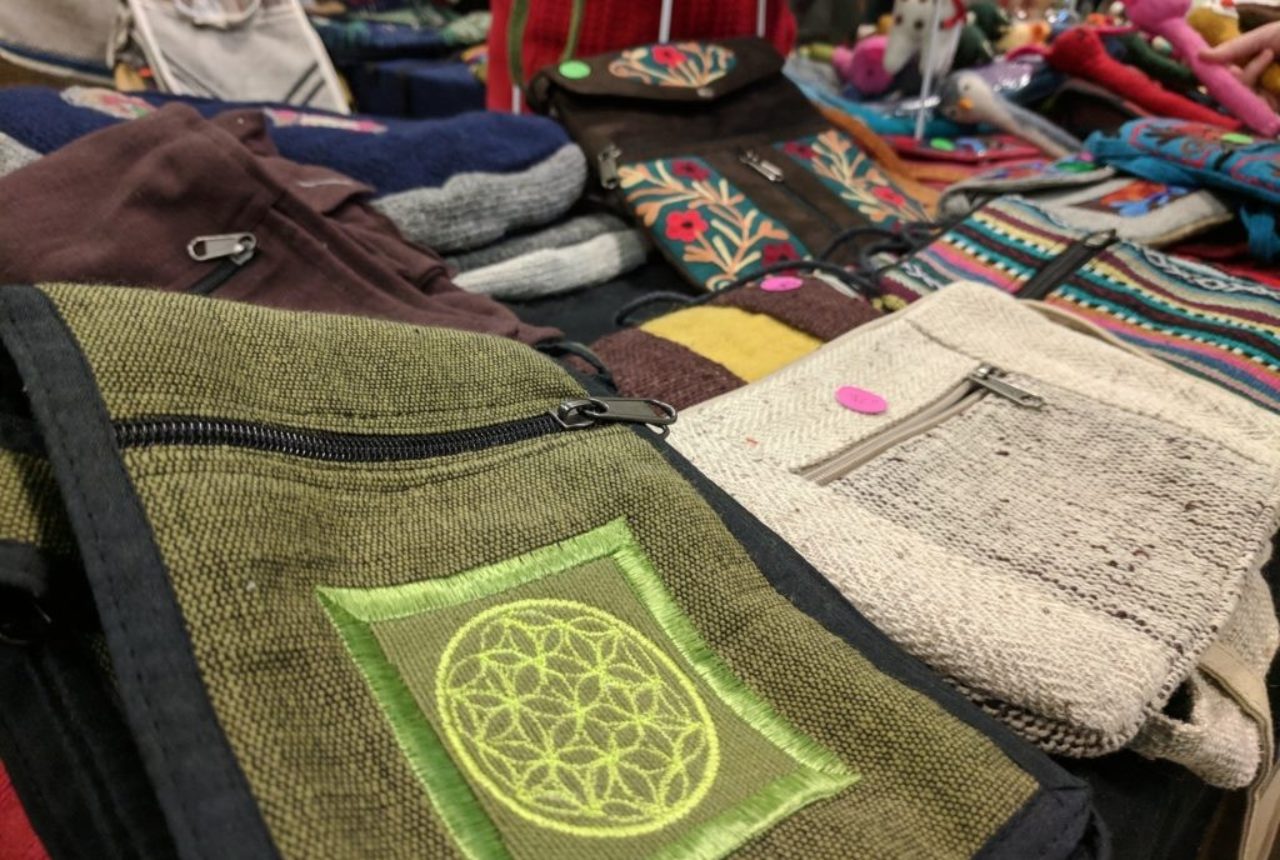 craft goods at market