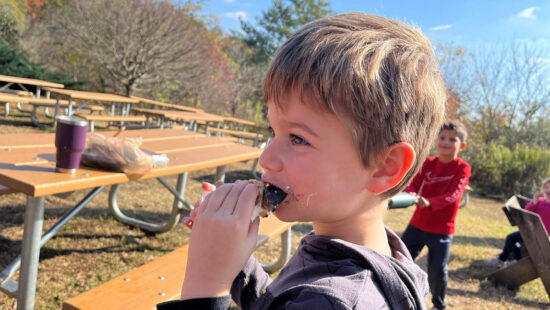 Winter Break Camp Kingfisher Winter Break Camp: December 22-24
(camp will close at 1PM on Dec. 24)
Member: $234
Non-member: $275
9 camper minimum required by December 13 to run